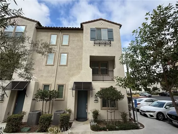 Yorba Linda, CA 92886,4310 Poppy