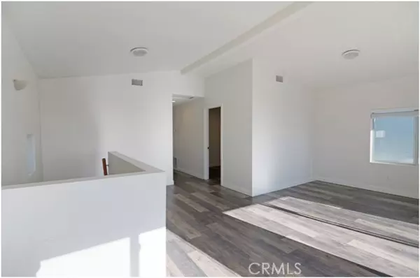 Laguna Beach, CA 92651,31725 Virginia Way