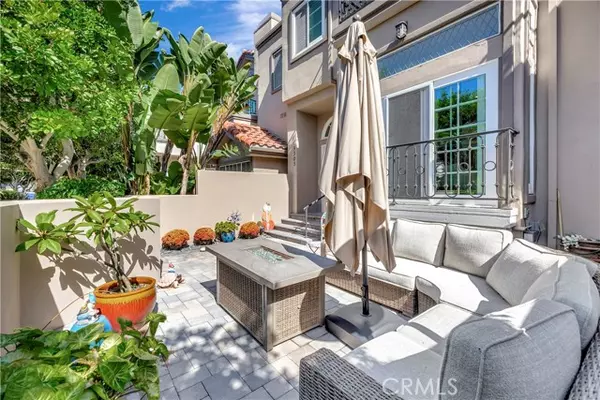Huntington Beach, CA 92648,19305 Champion Lane