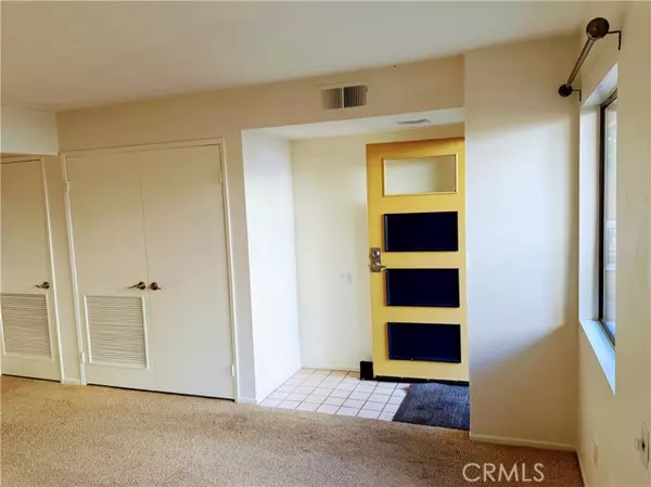 Lake Forest (el Toro), CA 92630,25671 Le Parc #85