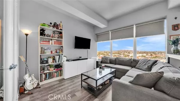 Long Beach, CA 90802,100 Atlantic Avenue #906