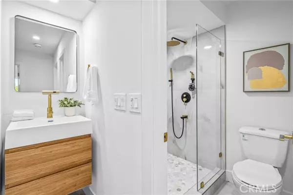 Laguna Hills, CA 92653,22321 Caminito Mescalero #226