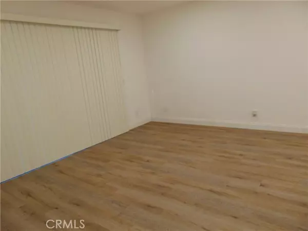 Irvine, CA 92618,110 Tangelo