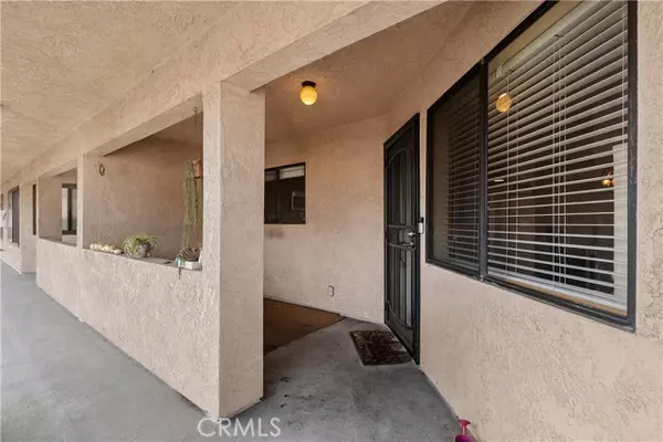 Long Beach, CA 90802,1244 E 3rd #201