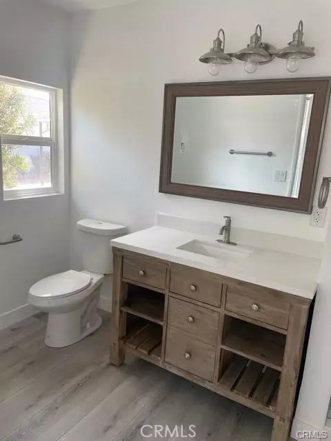 Tustin, CA 92780,12472 Woodlawn Avenue