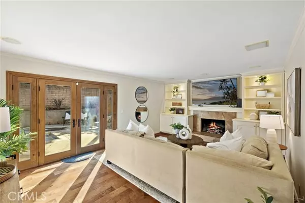 Huntington Beach, CA 92647,8292 Darsy