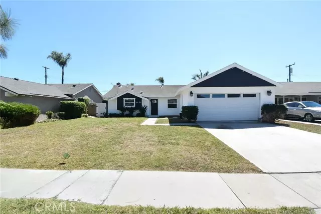 Huntington Beach, CA 92649,5082 Bluejay