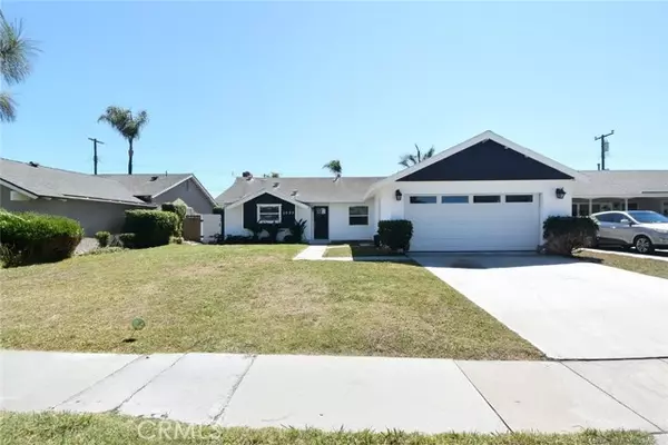 5082 Bluejay, Huntington Beach, CA 92649