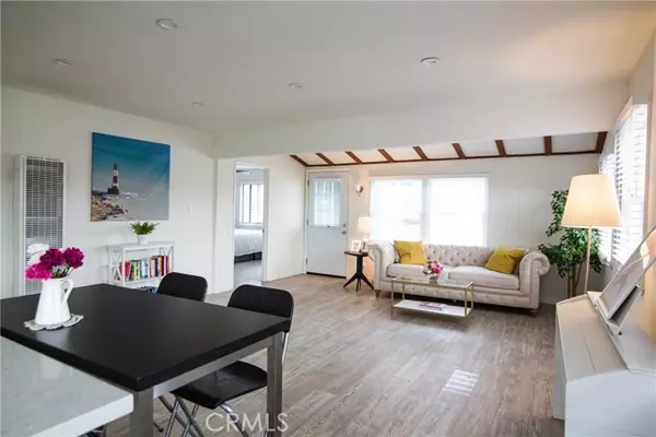 El Segundo, CA 90245,626 Eucalyptus Drive #1/2