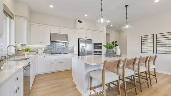 Irvine, CA 92618,547 Mulligan