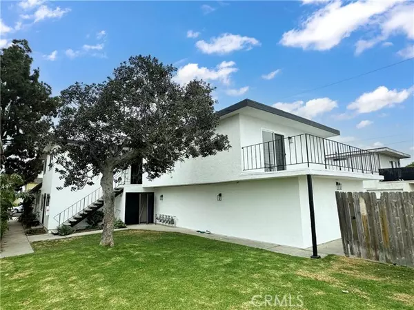 Huntington Beach, CA 92647,17412 Dairyview