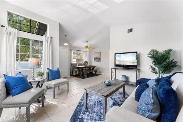 Laguna Niguel, CA 92677,24516 Donna