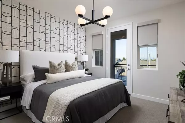 Compton, CA 90220,143 S Tulip Avenue