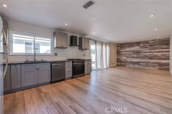 Fountain Valley, CA 92708,11875 Wisteria Ave