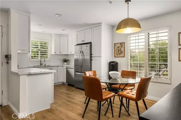 Orange, CA 92869,181 S Cross Creek Road