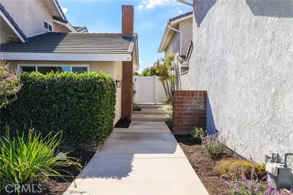 Irvine, CA 92604,6 Osprey