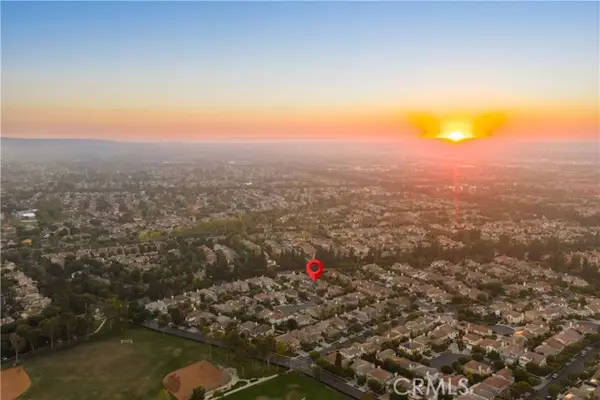 Irvine, CA 92620,32 Silveroak