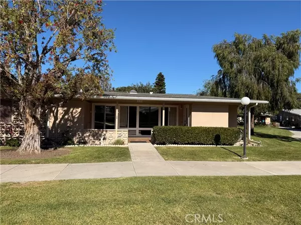 1300 Knollwood Road #41A, Seal Beach, CA 90740