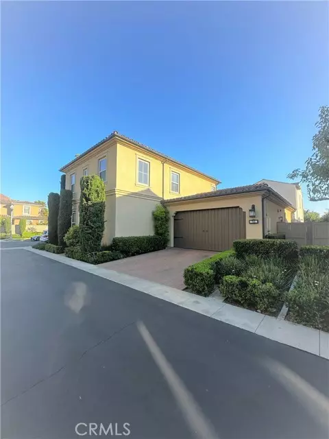 Irvine, CA 92620,56 Twin Gables