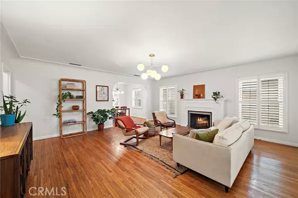 2480 Oregon Avenue, Long Beach, CA 90806