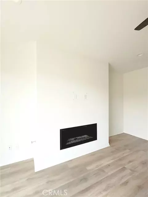 Eastvale, CA 92880,12906 Shorthorn