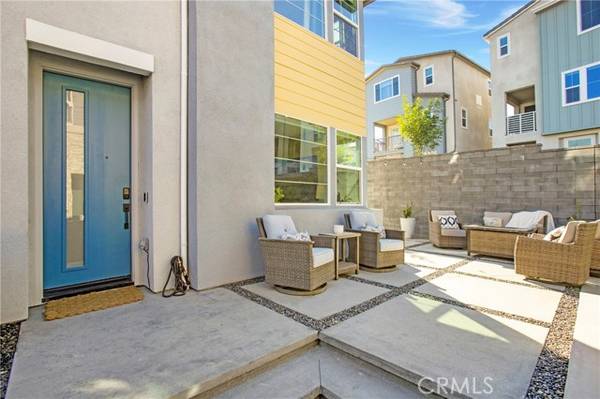 745 Hazel Dr, Rancho Mission Viejo, CA 92694