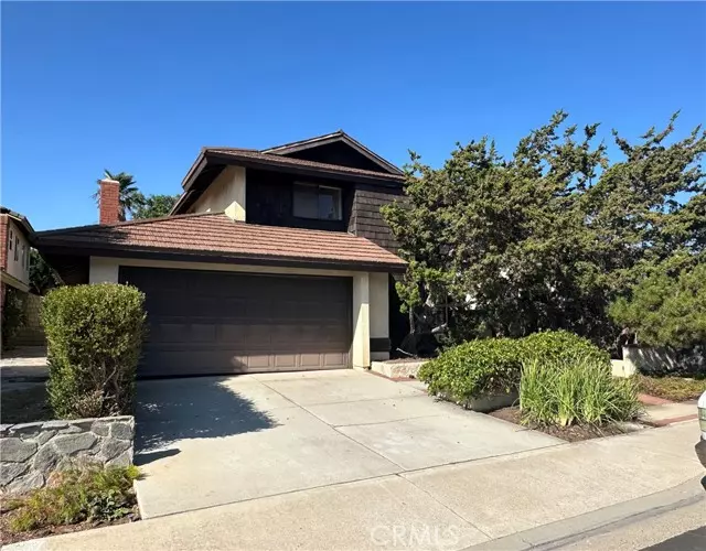 Irvine, CA 92604,2 Bluebird