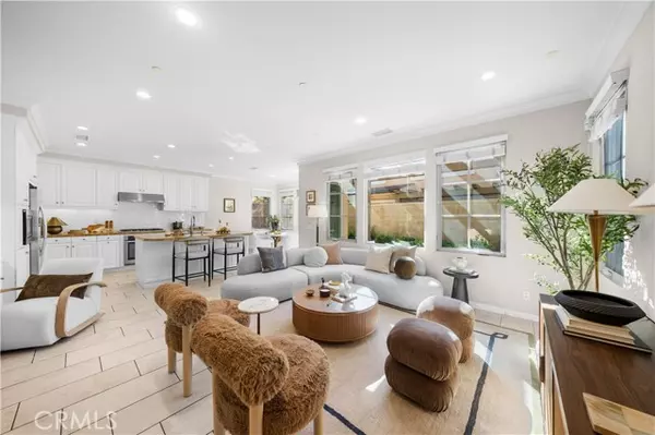 Irvine, CA 92618,92 Bianco