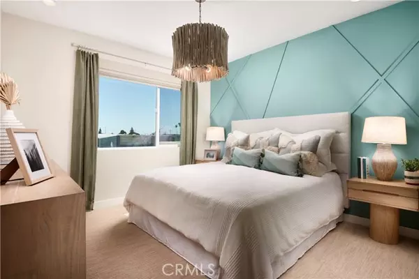 La Habra, CA 90631,304 E Whittier Boulevard