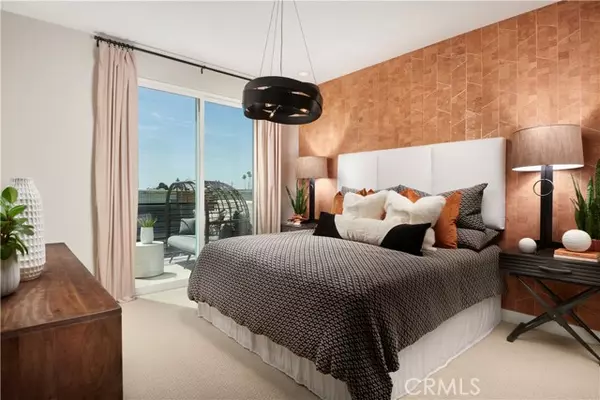 La Habra, CA 90631,304 E William Way