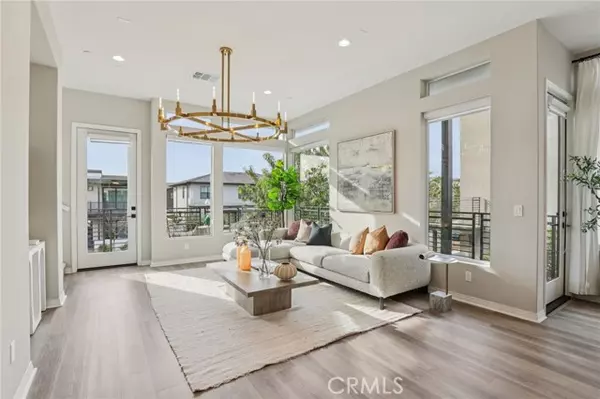 Irvine, CA 92618,156 Keeper