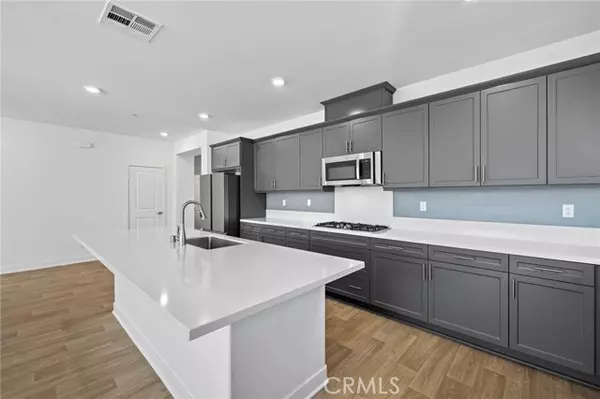 Menifee, CA 92584,26539 Penny Hedge