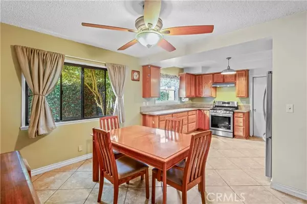 Huntington Beach, CA 92647,6112 Tyndall