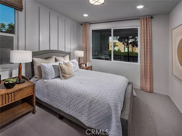 San Marcos, CA 92069,2004 Saltbush Drive