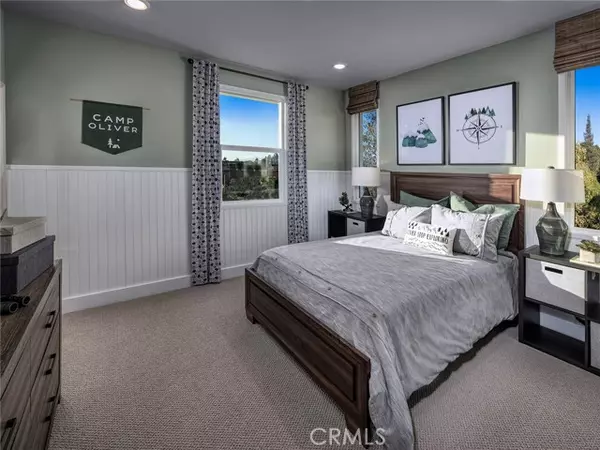 San Marcos, CA 92069,2004 Saltbush Drive