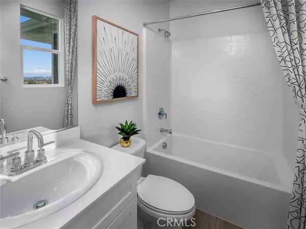 San Marcos, CA 92069,2004 Saltbush Drive