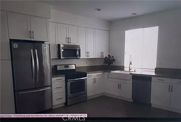 Buena Park, CA 90621,7032 Estrella