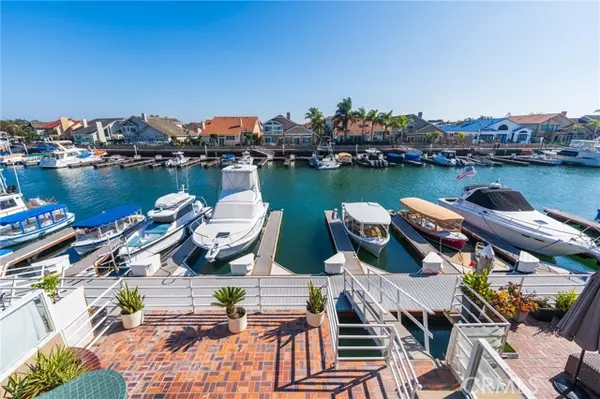 3310 Tempe Drive, Huntington Beach, CA 92649