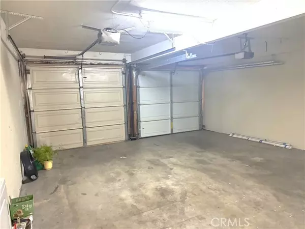 Huntington Beach, CA 92648,2511 Florida Street #1