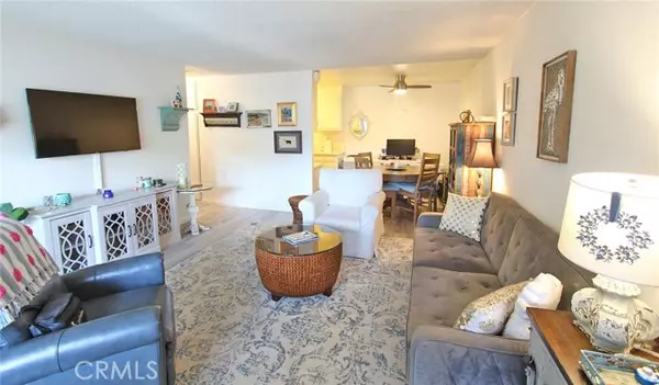 Laguna Woods, CA 92637,2189 Via Mariposa East #C