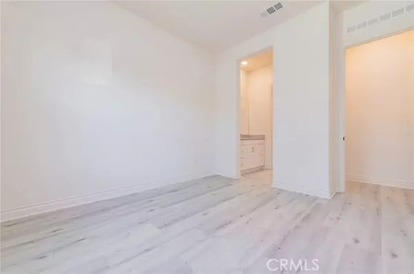 Irvine, CA 92618,112 Ritual