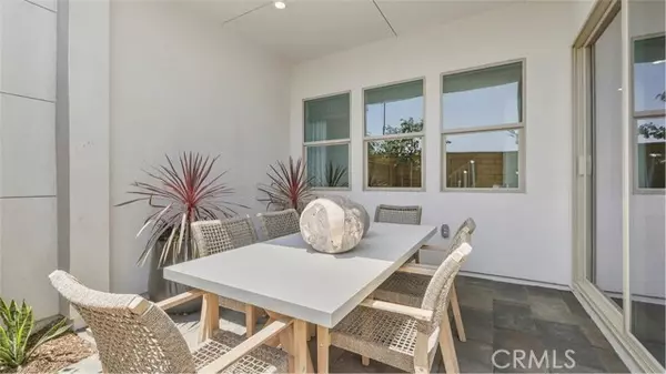 Montebello, CA 90640,638 Snowberry Place