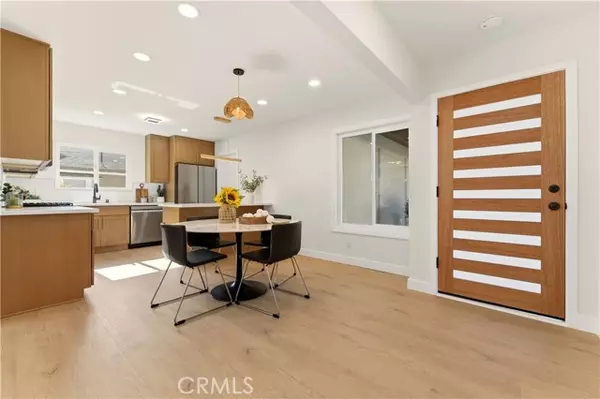 Lake Forest (el Toro), CA 92630,24032 Gemwood