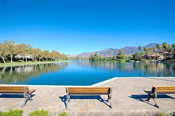 Rancho Santa Margarita, CA 92688,7 Calle De Luna