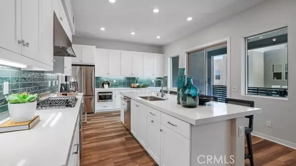 Montebello, CA 90640,1005 Walnut Terrace