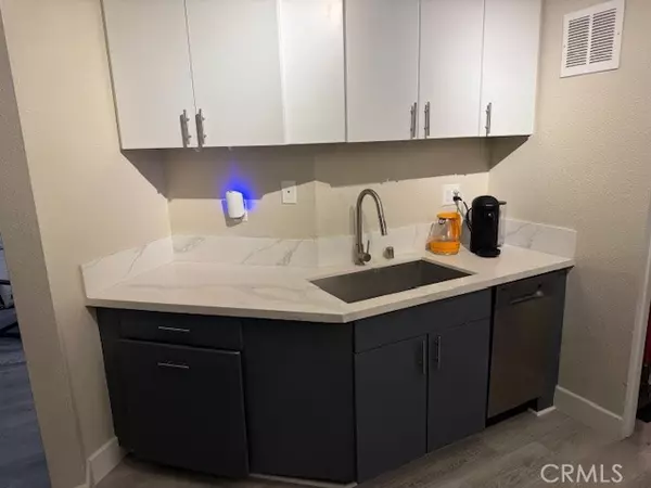 Huntington Beach, CA 92648,626 Lake #38