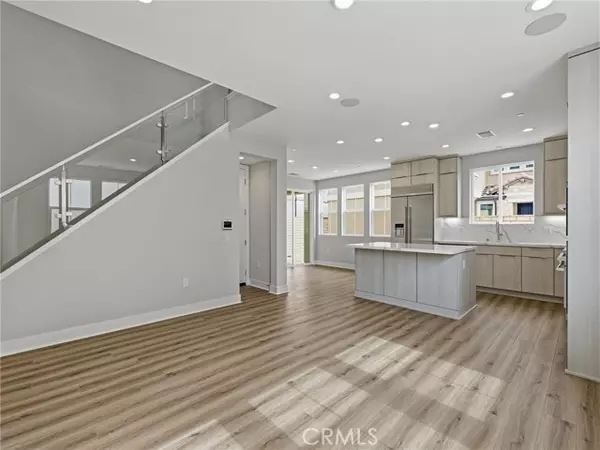 Placentia, CA 92870,645 Patten Avenue