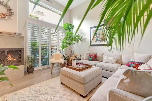 Huntington Beach, CA 92648,6251 Surfpoint Cir