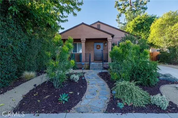 Encino (los Angeles), CA 91316,17726 Martha Street