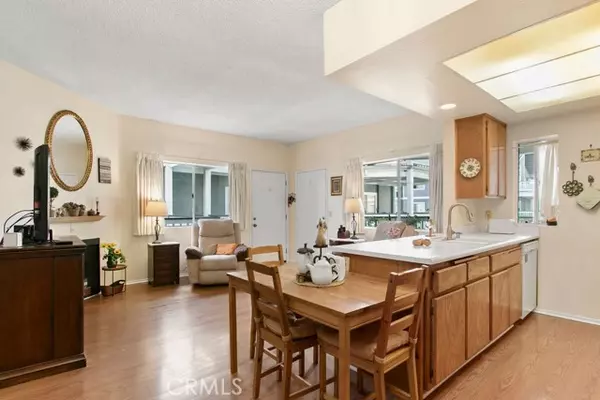 Garden Grove, CA 92843,10411 Garden Grove Boulevard #43